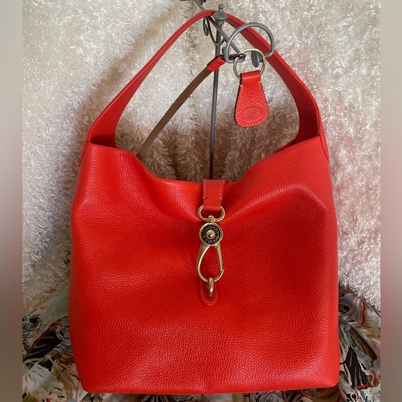 Like New Dooney & Bourke Large Genuine Leather red hobo bag logo lock keychain - Picture 3 of 17